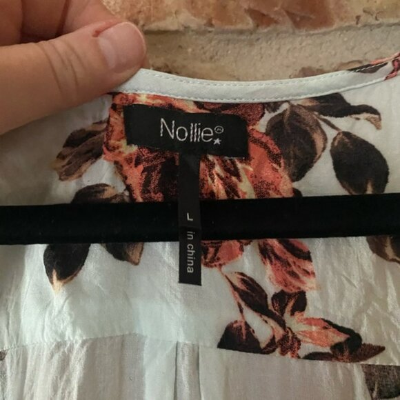 Nollie 🌸 tank - Picture 3 of 4